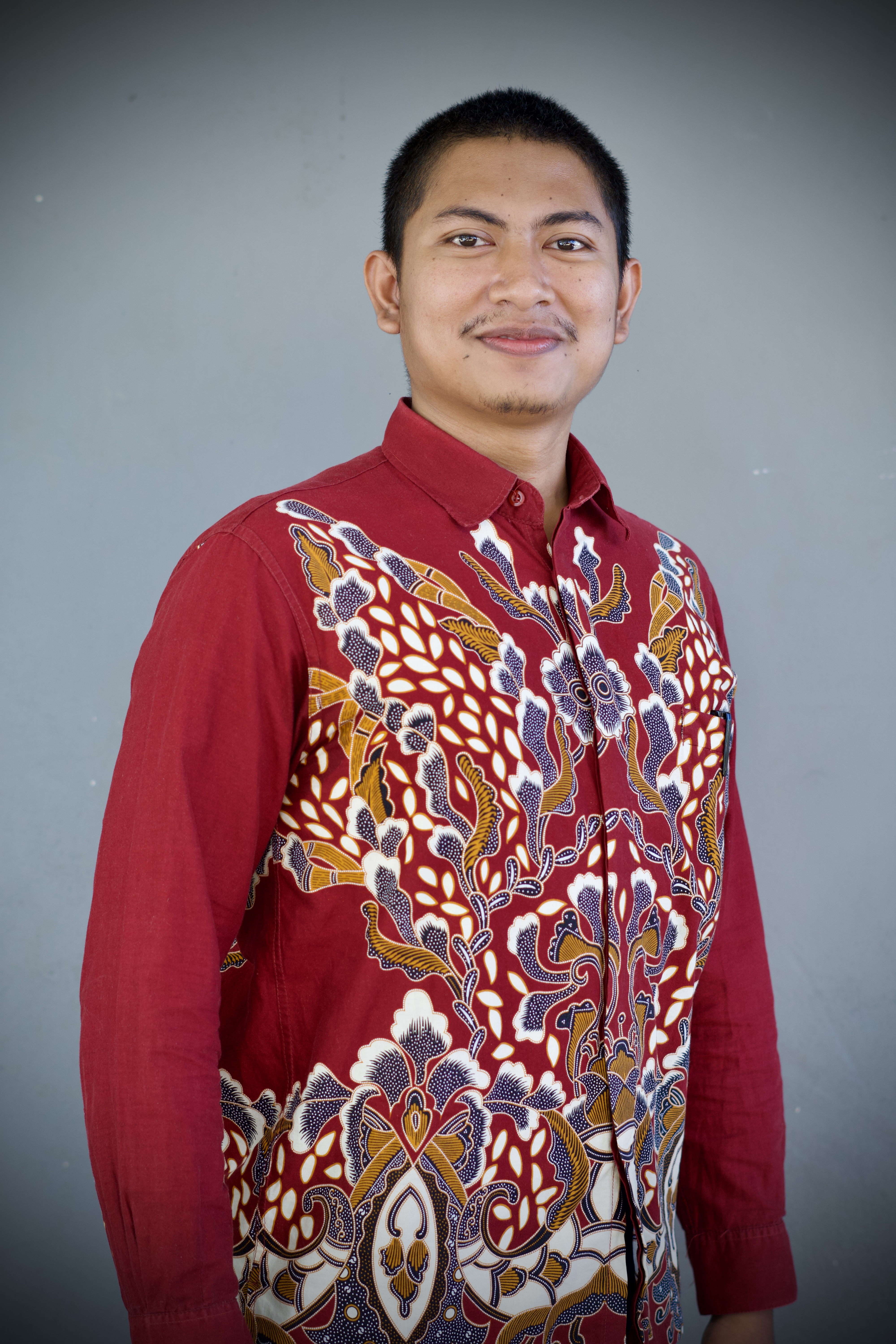 Julius E. A. S. O. Putra